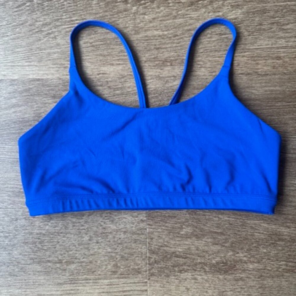 Athleta Transcend Scoop Sports Bra A-C in Varsity